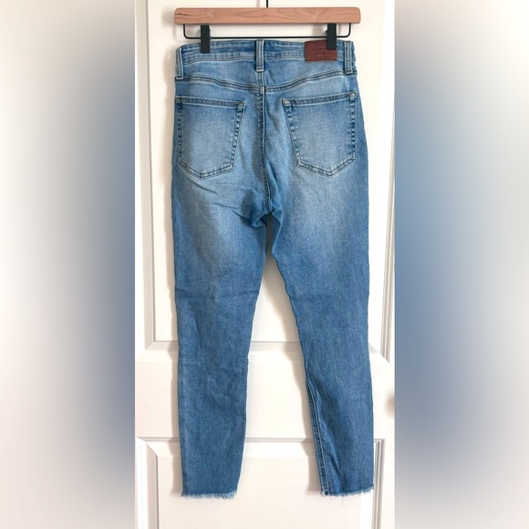 Lucky Brand Bridgette Skinny Jeans - Picture 4 of 6